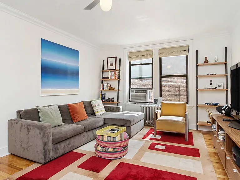 710 Riverside Dr #6F — Photo 1