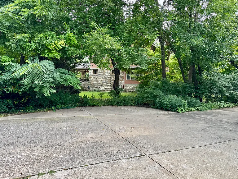 5204 Brookside Blvd — Photo 28