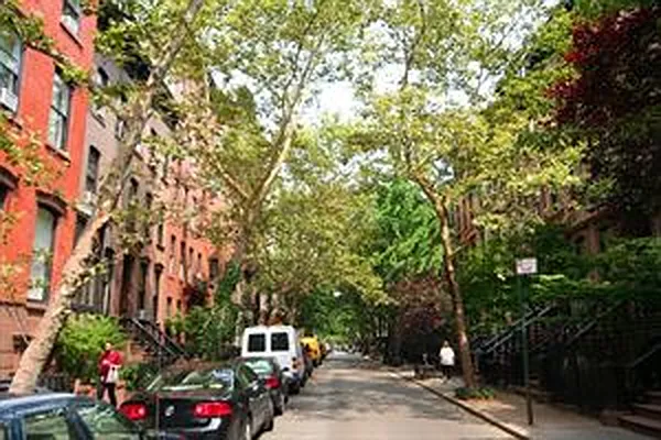 Sold by Douglas Elliman | media 10