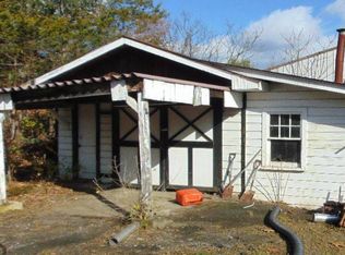228 Old Kingston Rd, New Paltz, NY 12561