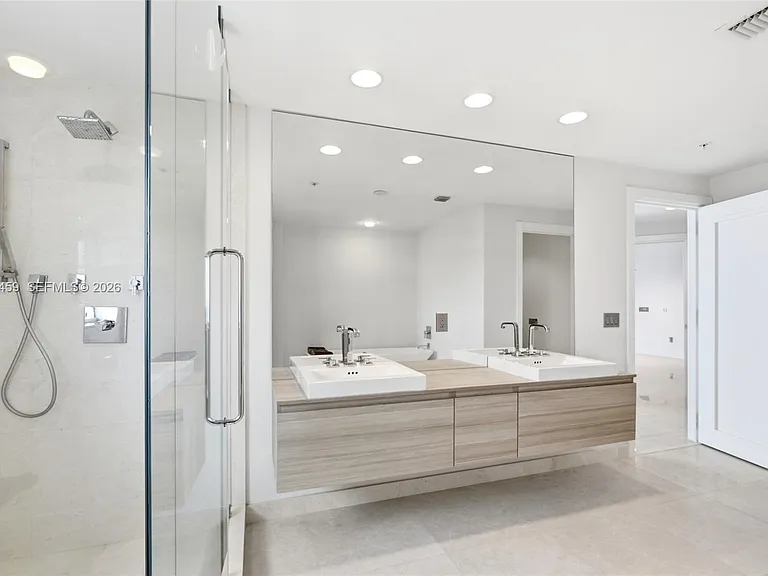 17301 Biscayne Blvd #1008 — Photo 20