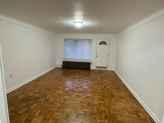 3rd image of 715 2nd Ave W APT A