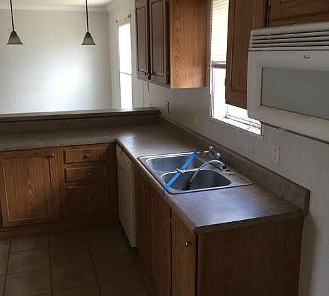 4th image of 5478 Rogers Ave