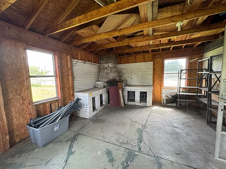 14615 Stephens Rd — Photo 22