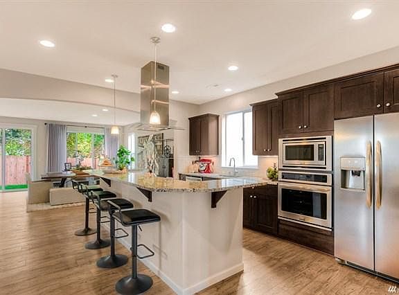 5th image of 10606 191st Street Ct E