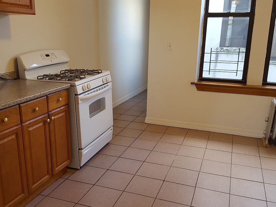1st image of 2804 44th St APT 2