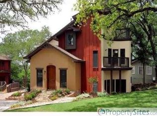 3014 S 4th St #B, Austin, TX 78704