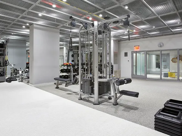 200 East 66th Street B904 image 16 of 17