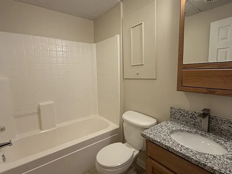 218 Tudor Dr — Photo 36