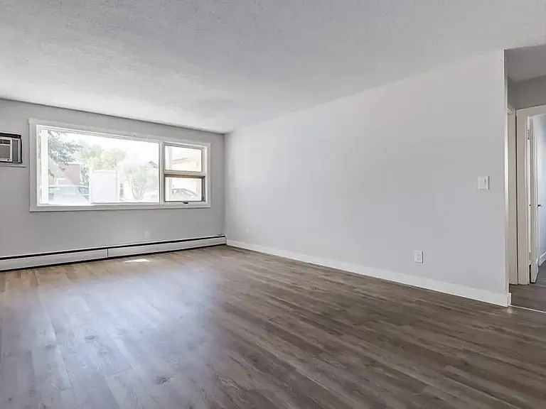 24 Froom Cres #8 — Photo 20
