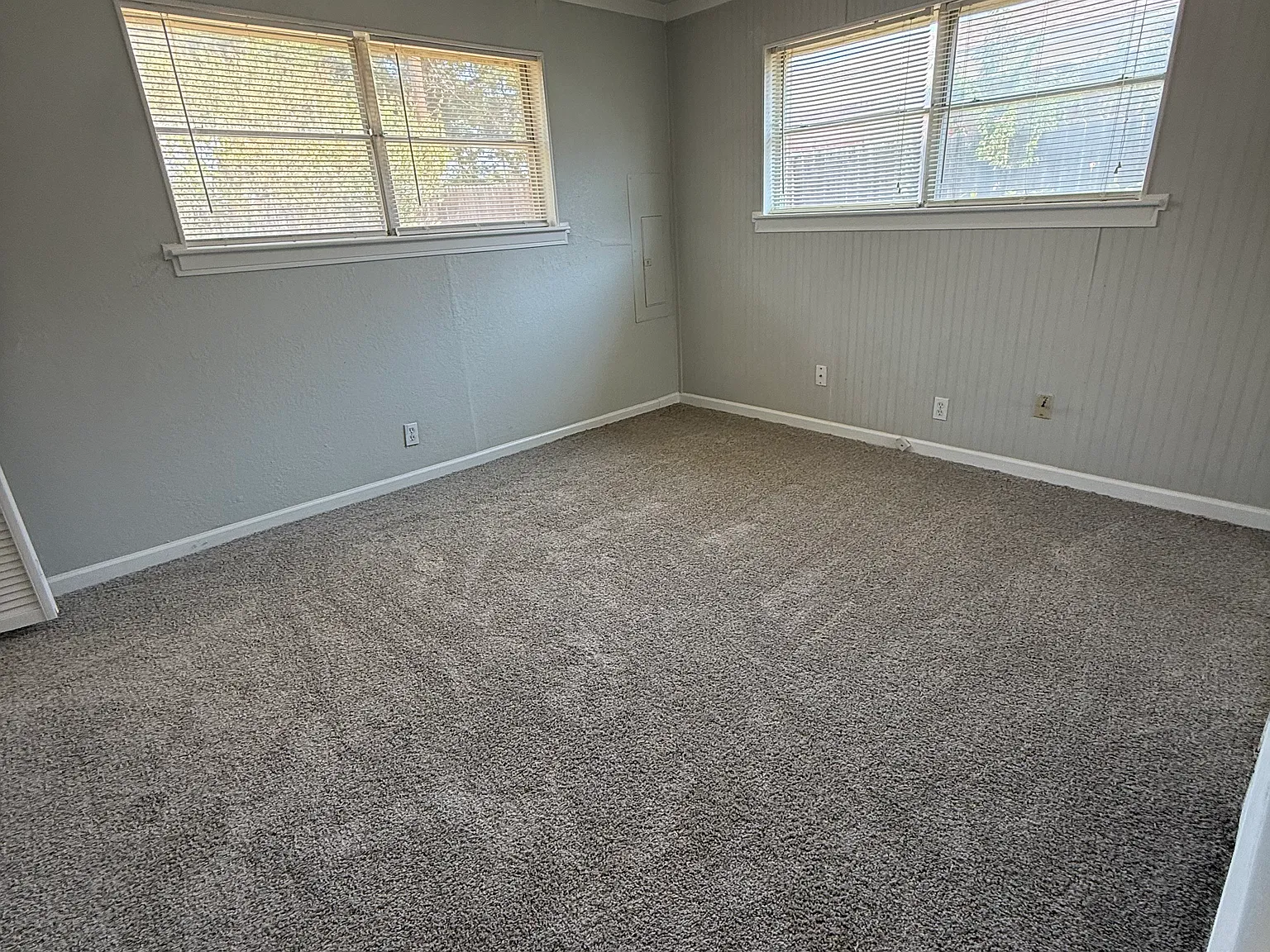 3 bed, 1400 sqft, $1,900 — Photo 3