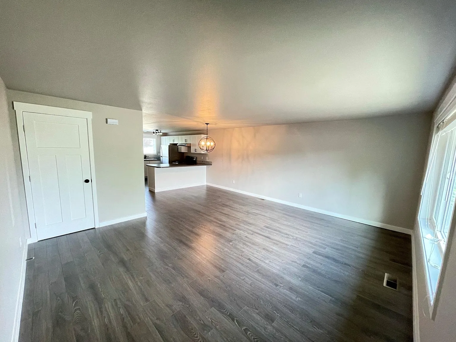 2 bed, 1.5 bath, 1152 sqft, $1,750 — Photo 3