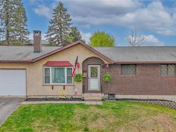 301 W Fell St, Summit Hill, PA 18250