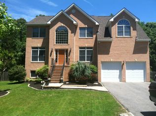 1002 Red Maple View Ter, Churchton, MD 20733