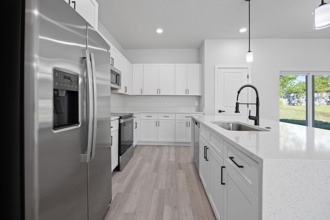 next background image