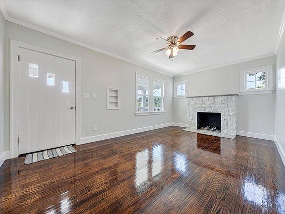 3rd image of 4139 Virginia Ave NW