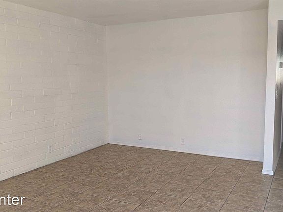4th image of 2333 W Glenrosa Ave Suite 110