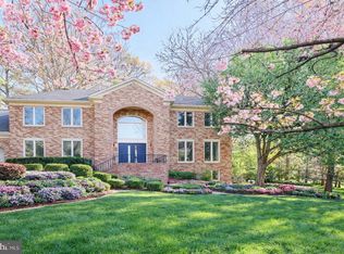 2713 Silkwood Ct, Oakton, VA