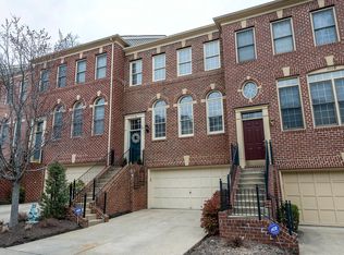 1114 Regal Oak Dr, Rockville, MD 20852