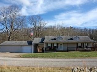 801 Tracewell Rd, Mineral Wells, WV 26150