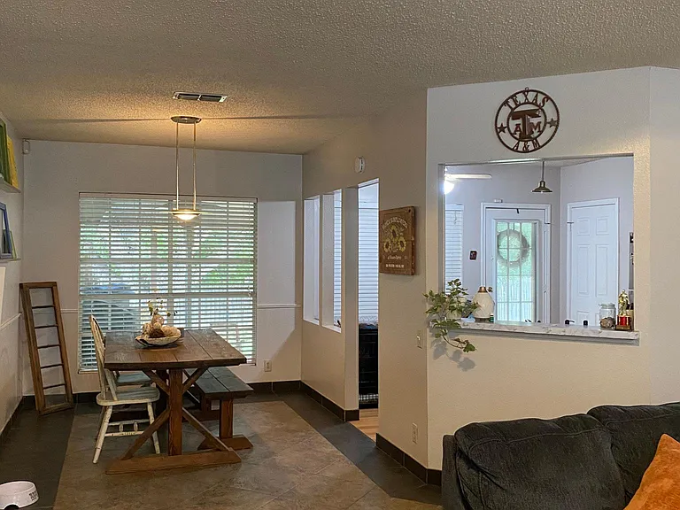 8631 Silent Oaks — Photo 5