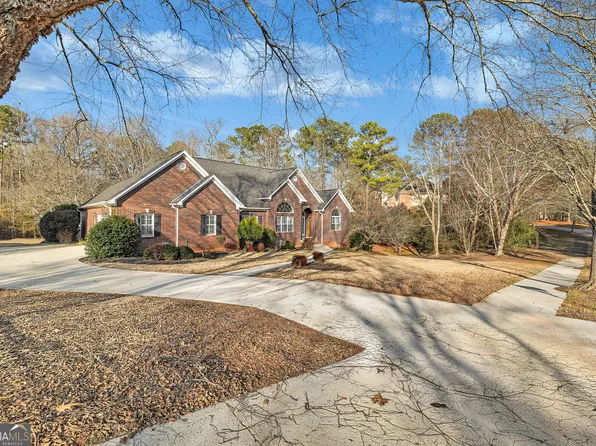 1064 Crown River Pkwy, McDonough, GA 30252