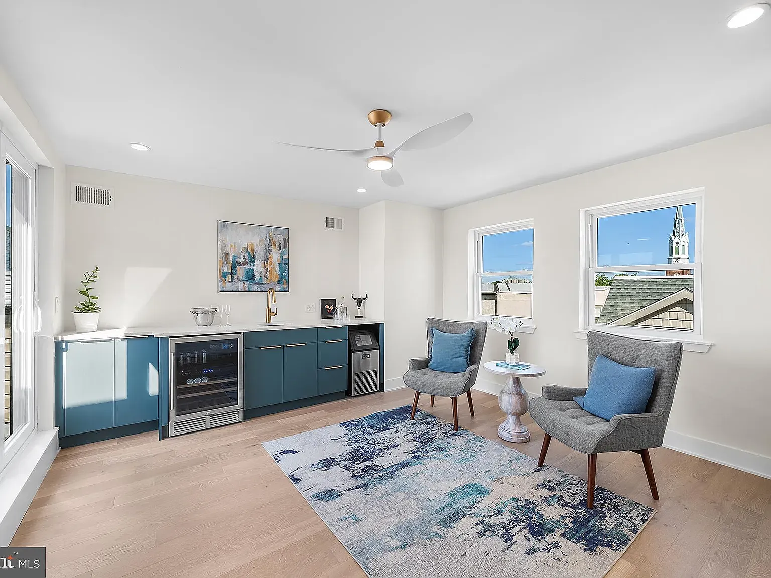 4 bed, 3000 sqft, $1,500 — Photo 3