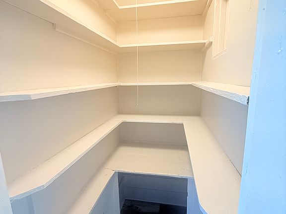 2nd image of 285 High St APT 1N