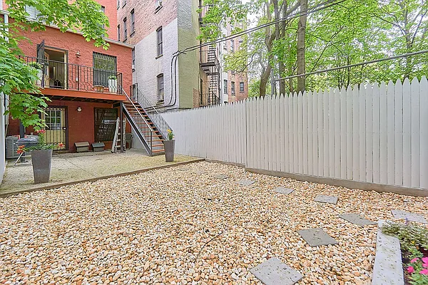 Rented by Compass | media 15