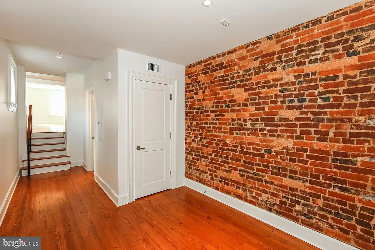 Building Photo - 3009 M St NW #2
