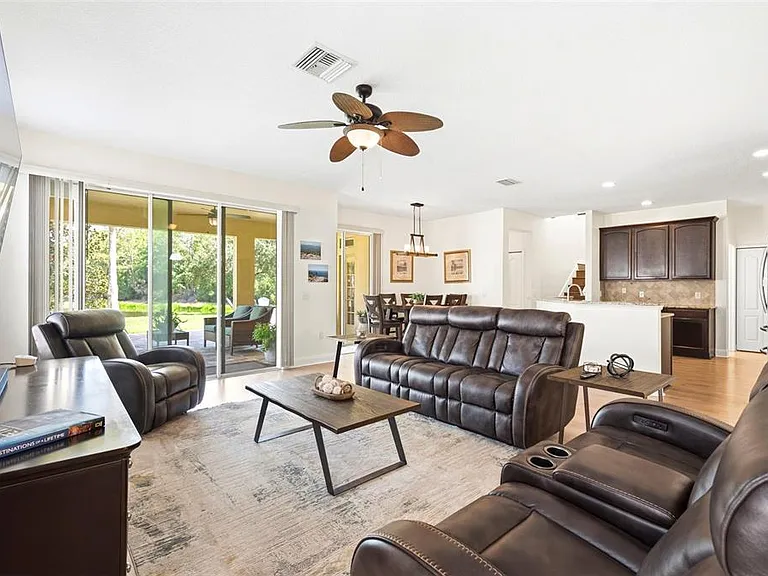 2734 Silvermoss Dr — Photo 11