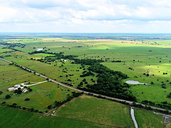 4th image of 3 Hackberry Ranchettes Rd