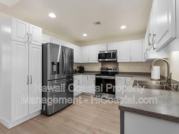 4th image of 550 Kunehi St #204-1