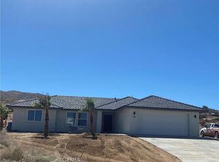 25885 Horizon St, Apple Valley, CA 92308