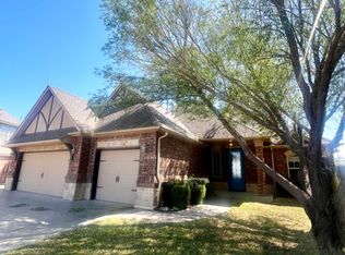 9800 SW 28th St, Yukon, OK 73099