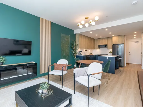 920 Reunion Ave #440, Langford, BC V9B 0W8
