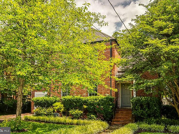 2nd image of 2413 Taylor Ave