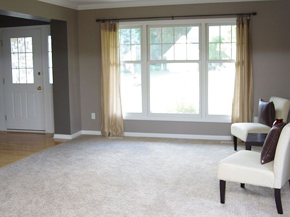 2nd image of 10550 Country Club Dr
