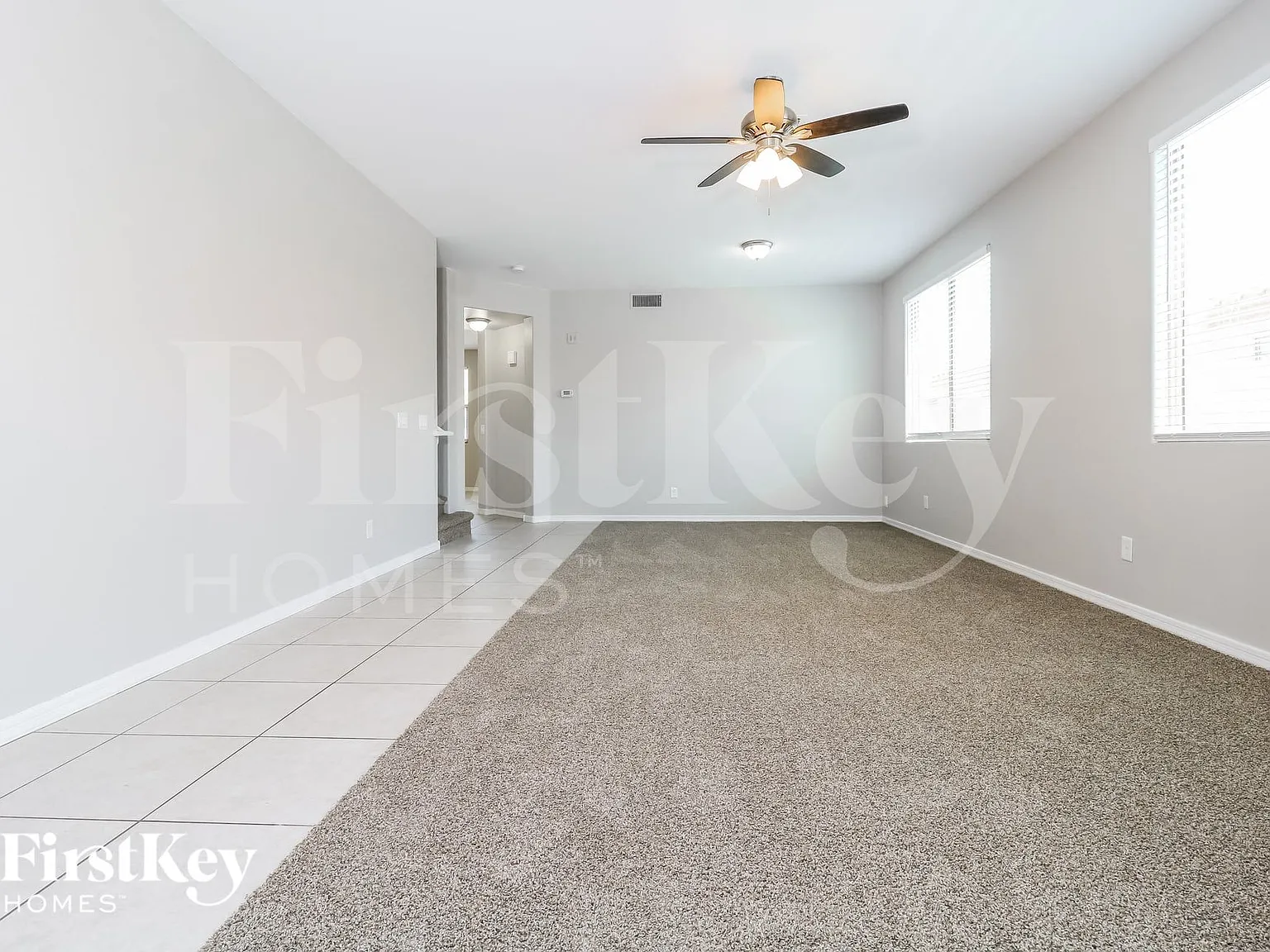 4 bed, 2.5 bath, 2306 sqft, $2,505 — Photo 2