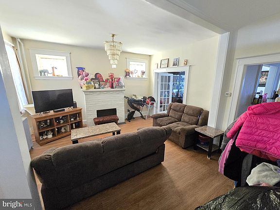 5th image of 816 Primson Ave