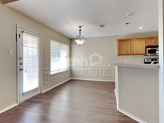 5th image of 429 Asbury Dr