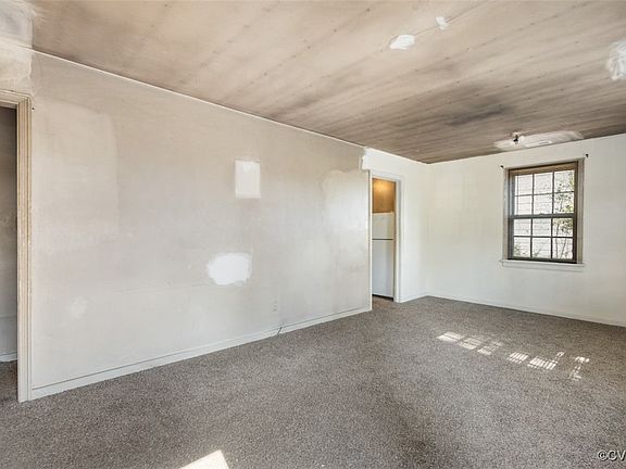 4th image of 1512 Glenside Dr
