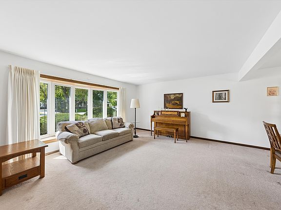 2nd image of 7041 Springside Ave