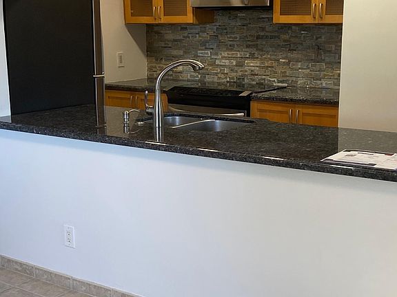 4th image of 1407 NE 56th St #3