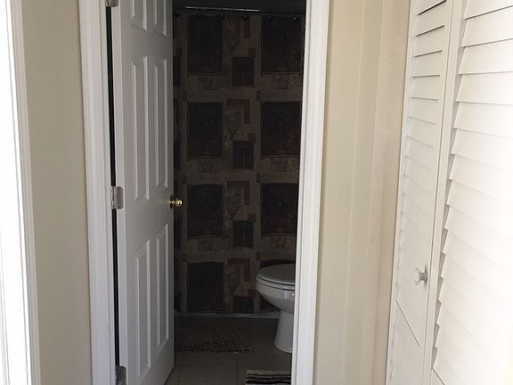 2nd image of 10735 Green Meadows Dr APT 3D
