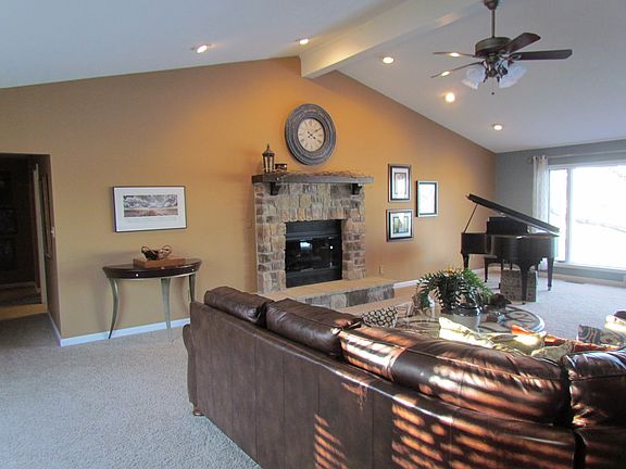 Vaulted Great Room