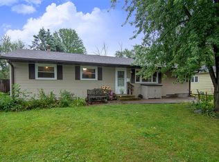 1613 12th St, Silvis, IL 61282
