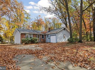 608 Carol Ct, Turnersville, NJ 08012