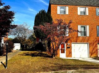 121 Rennard Pl, Philadelphia, PA 19116