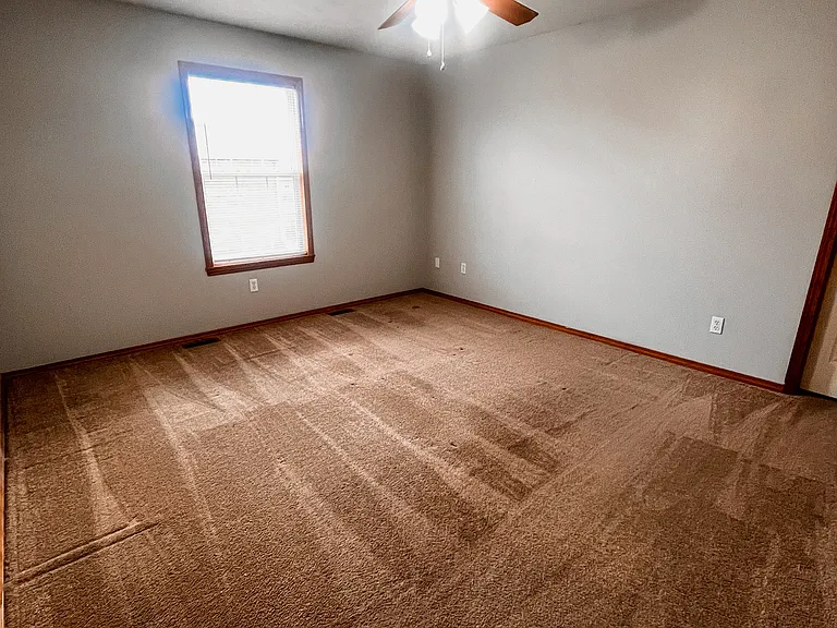 765 Stanford Ct — Photo 11